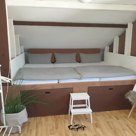 11 Apartment