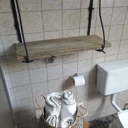 شقة 11 Neuffen